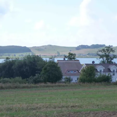 Reetdachhaus Am Bodden Apartmán Middelhagen