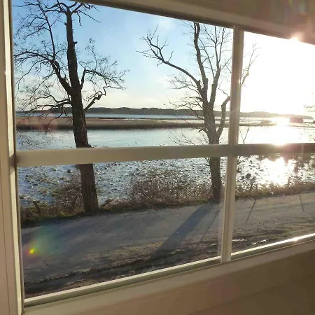 Apartment Reetdachhaus Am Bodden *