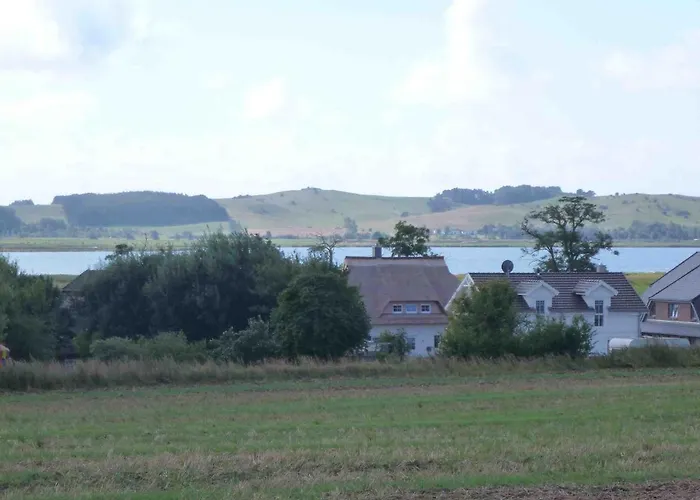 Reetdachhaus Am Bodden Apartamento Middelhagen